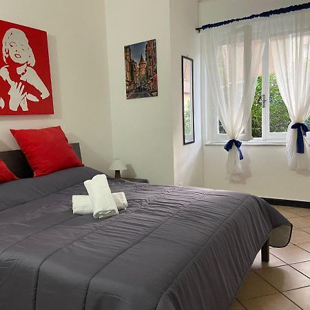 Villa Right Bank House à Imperia Extérieur photo